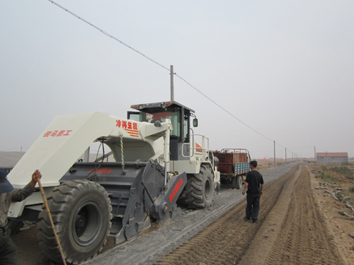 WR450，東營鄉(xiāng)鎮(zhèn)路冷再生